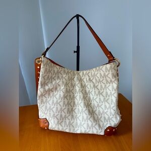 Michael Kors White Signature Hobo Bag